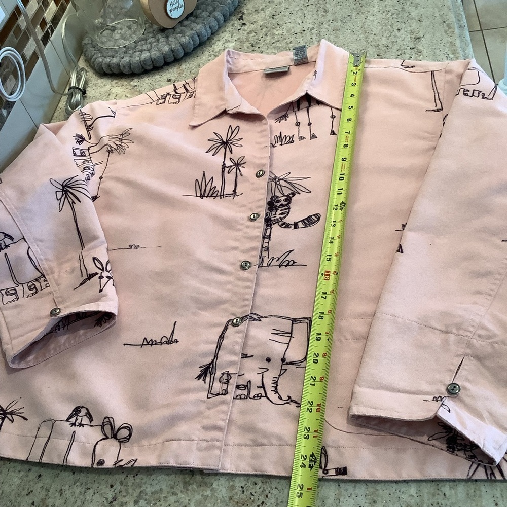 Chico's Pink Button Down Shirt with Animal Print Size 3 (XL) - Picture 8 of 8